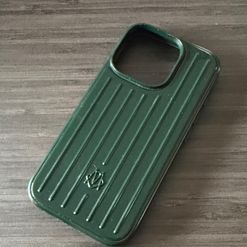 Rimowa iPhone 16 pro Phone Case- MagSafe